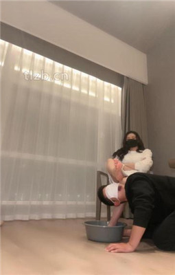 图片[10]_【妆主大大】骑马人体座椅/高跟美腿踩虐/裸足深喉/伺候沐足_HD绳艺资源