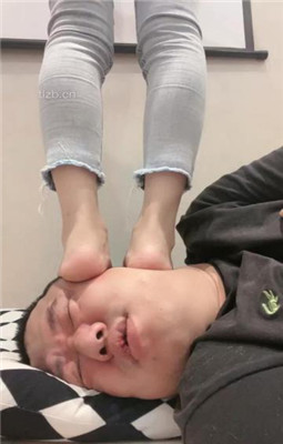 图片[9]_【樱木花椒】平底鞋裸足-脸部摧残_HD绳艺资源