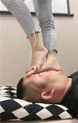 图片[10]_【樱木花椒】平底鞋裸足-脸部摧残_HD绳艺资源