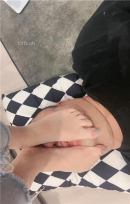 图片[14]_【樱木花椒】平底鞋裸足-脸部摧残_HD绳艺资源