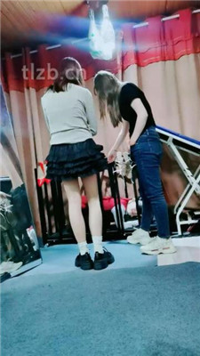 【梦幻大大】双S-带00后堂妹玩母畜_HD绳艺资源