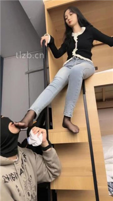 图片[9]_【尤物大大】女生寝室多素人群调-踩踏转胯骑马_HD绳艺资源