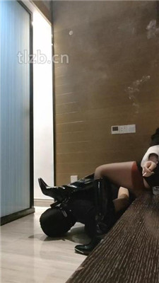 图片[8]_【橘子S】长靴S-废物就应该被踢_HD绳艺资源