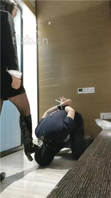 图片[6]_【爱可呀】女慕给校花洗高跟/当坐垫_HD绳艺资源