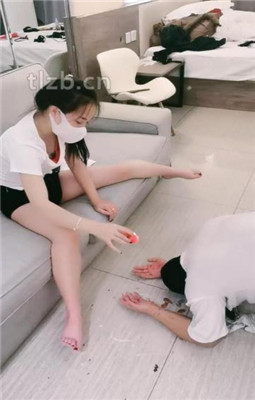 图片[10]_【临沂小妈】双S-虐打踩踏/骑马/脚喂食/滴蜡/虐乳_HD绳艺资源