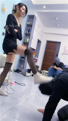 图片[3]_【麋鹿银儿】4S群虐-高难度挑战踢踹圈踢/跳踩耳光/坐垫_HD绳艺资源