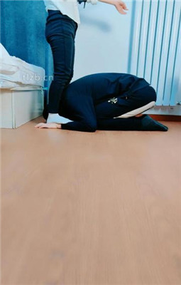 图片[4]_【萌宝儿】训练/白袜脚全体重踩踏_HD绳艺资源