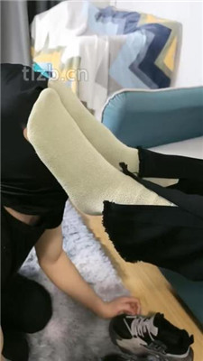 图片[2]_【梓S】踩踏转胯骑马/原味棉袜捂脸/腿绞_HD绳艺资源