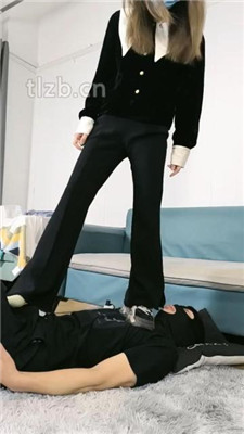 图片[6]_【梓S】踩踏转胯骑马/原味棉袜捂脸/腿绞_HD绳艺资源