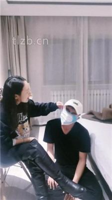 【羽神】长靴S-掐乳掐肉/转胯/揪耳朵/闻臭脚_HD绳艺资源