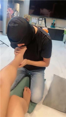 图片[4]_【颜希希】高跟凉鞋裸足恋足舔_HD绳艺资源