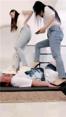 图片[16]_【冰夏绳艺导师】双S-高跟全体重踩地毯【双视角版】_HD绳艺资源