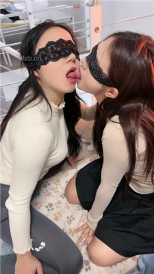 【橙宝】双母畜伺候-裸足插嘴踩脸【完整版】_HD绳艺资源