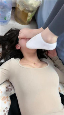 图片[19]_【橙宝】双母畜伺候-裸足插嘴踩脸【完整版】_HD绳艺资源