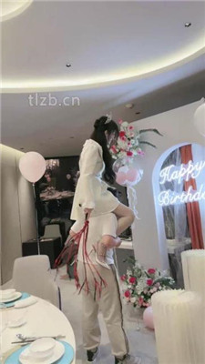 图片[17]_【时安】劲爆群调-男女奴跪拜/踩狗爪/训练舔脏鞋/一桶圣水_HD绳艺资源