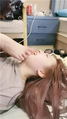 图片[17]_【小羊】高颜值母畜-腿绞掐脖窒息/品尝脚趾_HD绳艺资源