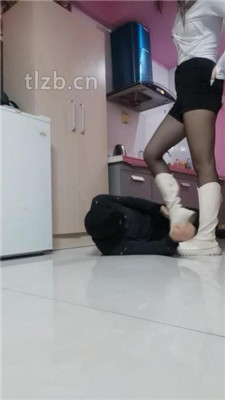 图片[8]_【文文文文】素人小姐姐-长靴全体重踩踏/黑丝脚捂脸/脚底喂食_HD绳艺资源