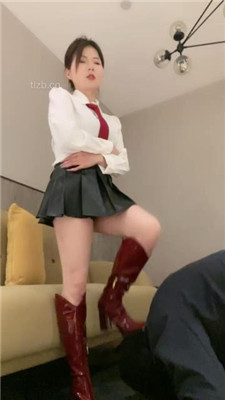 图片[2]_【丹丹】长靴御姐S-脚耳光抽/圣水盛宴_HD绳艺资源