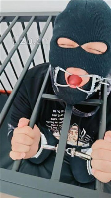 图片[2]_【媚娘】漏斗灌圣水/长靴踩踏/狗笼枷锁囚禁_HD绳艺资源