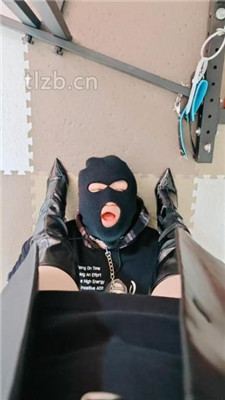 图片[8]_【媚娘】漏斗灌圣水/长靴踩踏/狗笼枷锁囚禁_HD绳艺资源