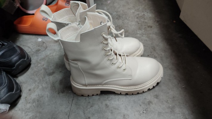 图片[8]_【小优】素人大学生白色马丁靴狠跳（下）_HD绳艺资源