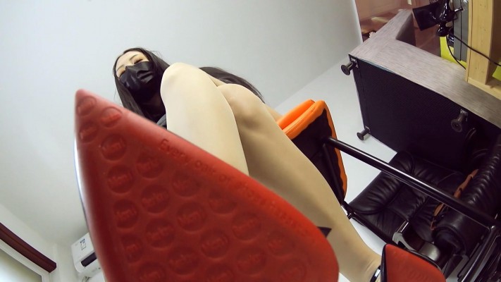 图片[4]_【婧児小主】第一视角 晓G高跟肉丝脚踹踩脸支配羞辱追求者全程语言玩废你_HD绳艺资源