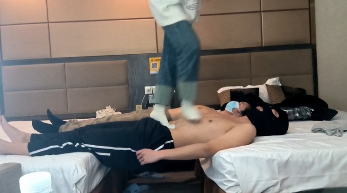 图片[17]_【萝卜S】超羞辱玩弄贱狗，双奴人桥_HD绳艺资源