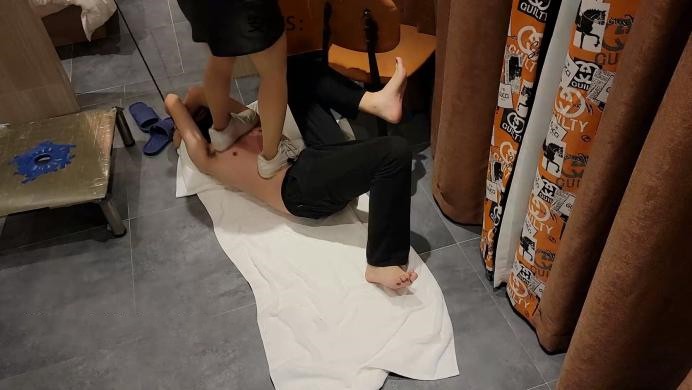 图片[8]_安妮S：四双鞋子踩废线下粉丝，一脚干废_HD绳艺资源