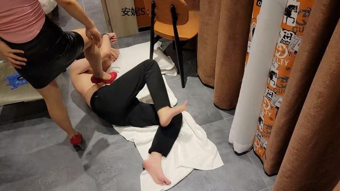 图片[16]_安妮S：四双鞋子踩废线下粉丝，一脚干废_HD绳艺资源