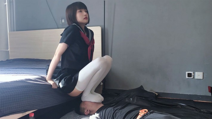 图片[5]_【红颜榜】航儿回归白丝脚虐跳踩脸_HD绳艺资源