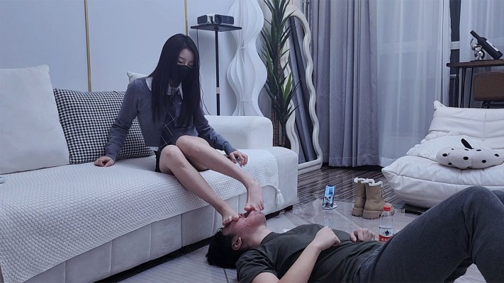 图片[8]_【红颜榜】宝爷高难度挑战脚耳光蹲踩脸深喉脚虐舌_HD绳艺资源