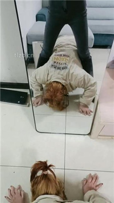 图片[6]_【爱可呀】素人单调母畜-舔闻长靴/转胯/闻鞋窝_HD绳艺资源