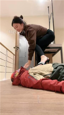 图片[3]_【jenn】高跟凉鞋全体重踩绿帽奴_HD绳艺资源