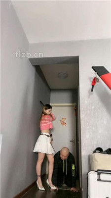 图片[3]_【领主老大】聋哑狗悲惨人生-高跟踩踏/揪耳朵/十字架绳艺技巧训练_HD绳艺资源