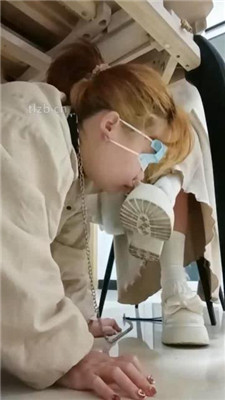 图片[2]_【爱可呀】母畜尝试犬化-清理靴底/踩喂食/升水_HD绳艺资源