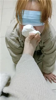 图片[13]_【爱可呀】母畜尝试犬化-清理靴底/踩喂食/升水_HD绳艺资源