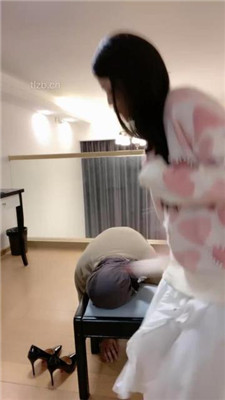 图片[15]_【甜味药丸】执行家法-木乃伊窒息/踩踏/骑马体罚/物化/艺术圣水_HD绳艺资源