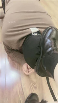 图片[4]_【梦凡】碾压狗爪/短靴跪舔/闻鞋窝_HD绳艺资源