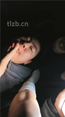 图片[11]_【奶味小仙女】电影院调-毛拖鞋白袜踩狗_HD绳艺资源