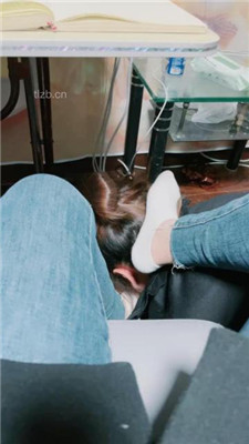 图片[2]_【语阳】白袜脚踩母畜_HD绳艺资源