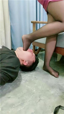 图片[17]_【素人星探】紫色妖姬长靴黑丝S-深喉恋足舔_HD绳艺资源