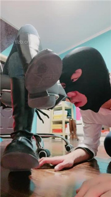 图片[4]_【语阳】白袜塞嘴/黑丝长靴碾压狗头_HD绳艺资源