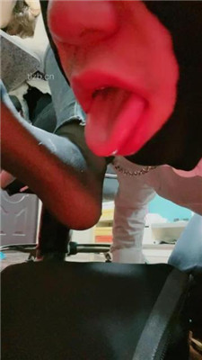 图片[6]_【语阳】白袜塞嘴/黑丝长靴碾压狗头_HD绳艺资源