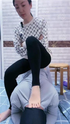 图片[12]_【九蛇大大】裸足恋足舔/虐乳吃口水/骑狗背_HD绳艺资源