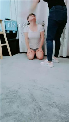 图片[3]_【梦幻大大】运动后虐母畜-掐脖/骑马踩踏/臭脚插嘴_HD绳艺资源