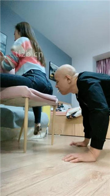 图片[16]_【魅儿】小白鞋棉袜踩光头/吃棉袜舔鞋底/磕头求圣水_HD绳艺资源