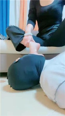 图片[5]_【高傲】高跟裸足恋足深喉/喝圣水_HD绳艺资源