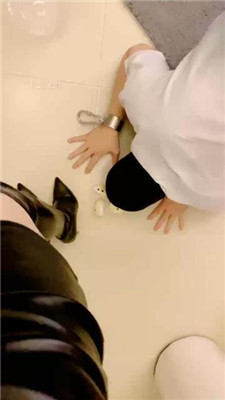 图片[15]_【高傲】长靴高跟舔/蒙眼吊绑囚禁/喂食脏东西/训练_HD绳艺资源