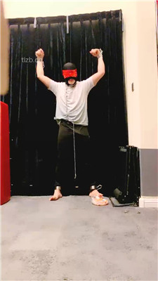 图片[18]_【高傲】长靴高跟舔/蒙眼吊绑囚禁/喂食脏东西/训练_HD绳艺资源