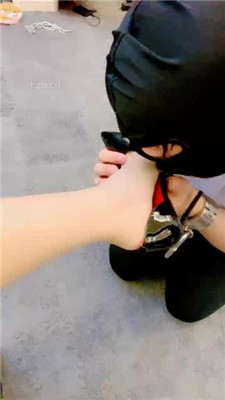 图片[20]_【高傲】长靴高跟舔/蒙眼吊绑囚禁/喂食脏东西/训练_HD绳艺资源